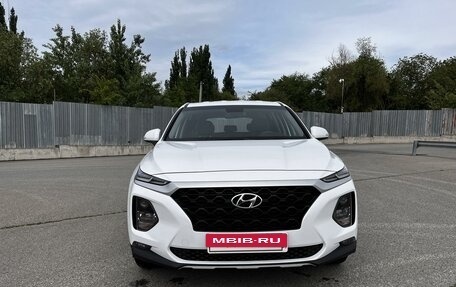 Hyundai Santa Fe IV, 2019 год, 3 000 000 рублей, 2 фотография