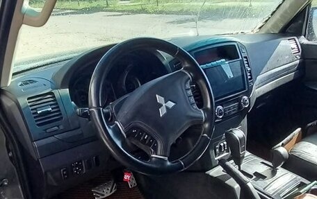 Mitsubishi Pajero IV, 2014 год, 1 650 000 рублей, 4 фотография