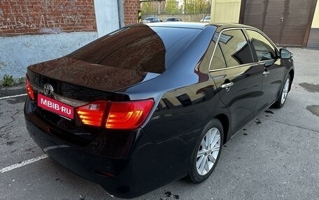 Toyota Camry, 2012 год, 2 000 000 рублей, 6 фотография