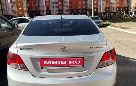 Hyundai Solaris II рестайлинг, 2013 год, 730 000 рублей, 2 фотография