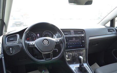 Volkswagen Golf VII, 2019 год, 1 889 000 рублей, 10 фотография