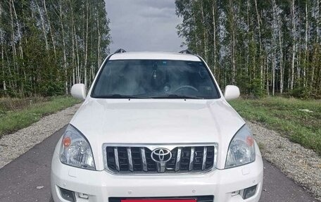 Toyota Land Cruiser Prado 120 рестайлинг, 2005 год, 2 250 000 рублей, 2 фотография