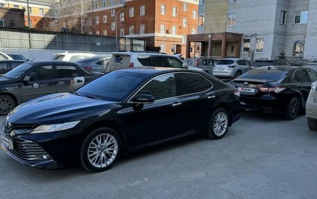 Toyota Camry, 2019 год, 3 820 000 рублей, 5 фотография