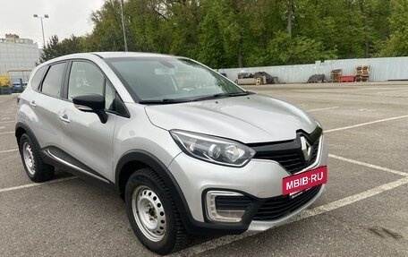 Renault Kaptur I рестайлинг, 2018 год, 1 390 000 рублей, 3 фотография