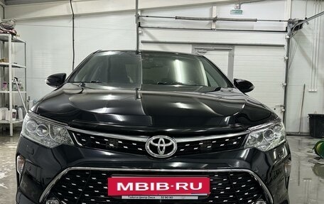 Toyota Camry, 2015 год, 2 550 000 рублей, 10 фотография