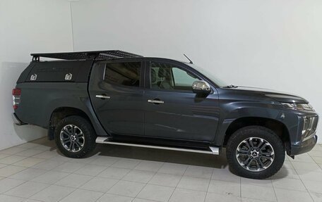 Mitsubishi L200 IV рестайлинг, 2022 год, 4 650 000 рублей, 7 фотография