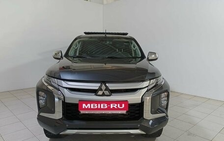 Mitsubishi L200 IV рестайлинг, 2022 год, 4 650 000 рублей, 2 фотография