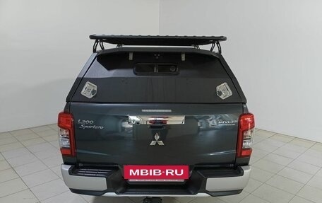 Mitsubishi L200 IV рестайлинг, 2022 год, 4 650 000 рублей, 5 фотография