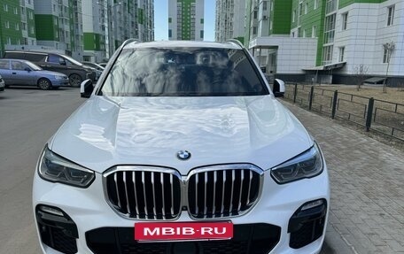 BMW X5, 2018 год, 6 125 000 рублей, 2 фотография