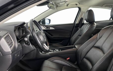 Mazda 3, 2016 год, 1 870 000 рублей, 11 фотография