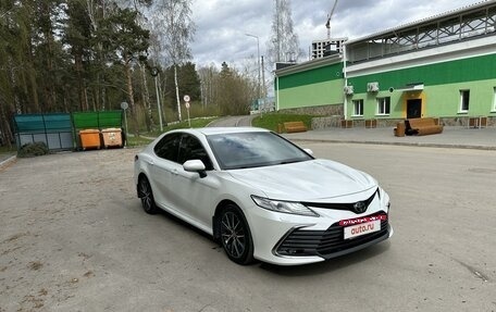 Toyota Camry, 2022 год, 3 250 000 рублей, 3 фотография