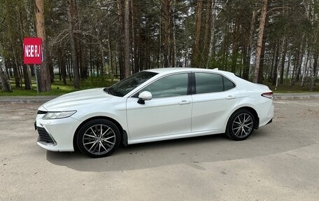 Toyota Camry, 2022 год, 3 250 000 рублей, 8 фотография