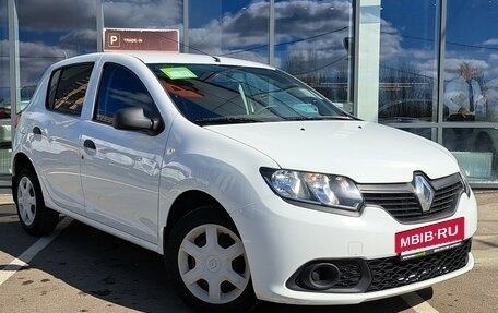 Renault Sandero II рестайлинг, 2014 год, 549 900 рублей, 3 фотография