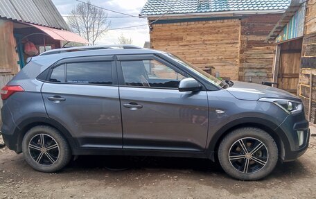 Hyundai Creta I рестайлинг, 2019 год, 1 700 000 рублей, 2 фотография