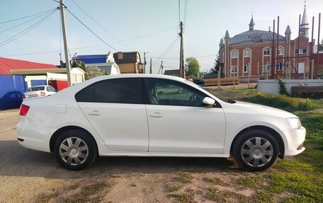 Volkswagen Jetta VI, 2014 год, 1 100 000 рублей, 4 фотография