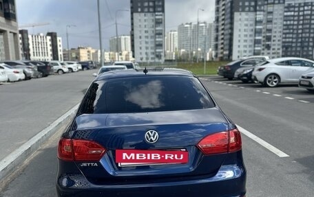 Volkswagen Jetta VI, 2012 год, 990 000 рублей, 3 фотография