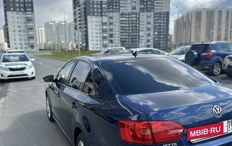 Volkswagen Jetta VI, 2012 год, 990 000 рублей, 5 фотография