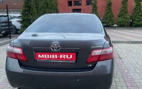 Toyota Camry, 2006 год, 700 000 рублей, 2 фотография