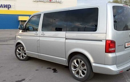 Volkswagen Multivan T5, 2010 год, 1 865 000 рублей, 5 фотография