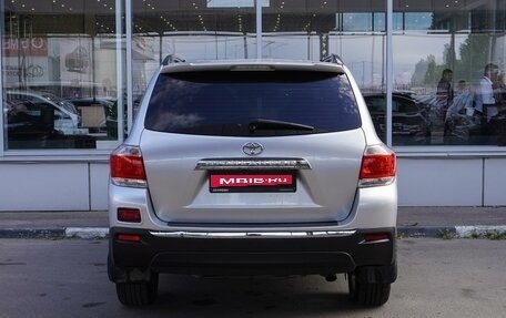 Toyota Highlander III, 2011 год, 2 099 000 рублей, 4 фотография