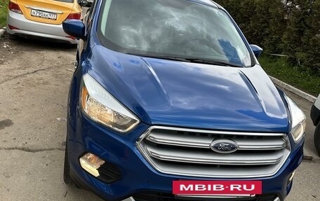 Ford Escape III, 2017 год, 2 050 000 рублей, 2 фотография