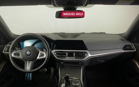 BMW 3 серия, 2019 год, 5 500 000 рублей, 13 фотография