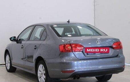 Volkswagen Jetta VI, 2011 год, 995 000 рублей, 7 фотография