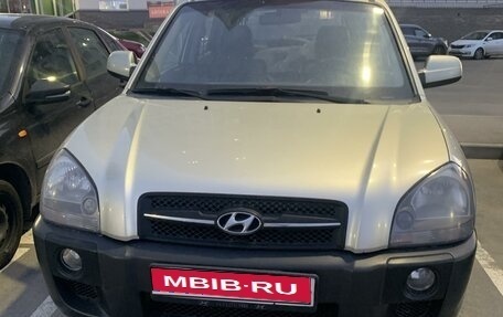 Hyundai Tucson III, 2007 год, 920 000 рублей, 1 фотография