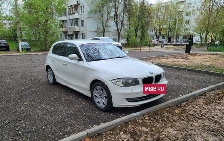 BMW 1 серия, 2011 год, 1 100 000 рублей, 6 фотография