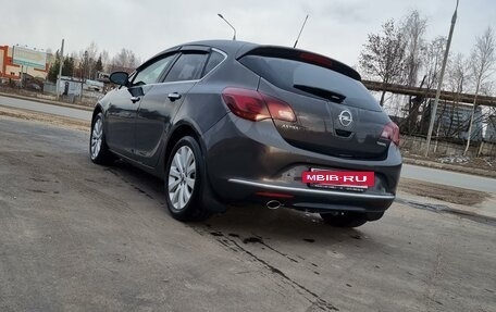 Opel Astra J, 2013 год, 850 000 рублей, 3 фотография