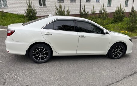 Toyota Camry, 2017 год, 2 850 000 рублей, 1 фотография