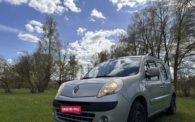Renault Kangoo II рестайлинг, 2012 год, 800 000 рублей, 1 фотография