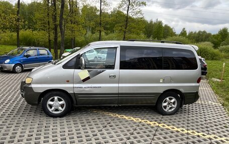 Hyundai Starex I рестайлинг, 2003 год, 570 000 рублей, 3 фотография