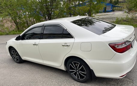 Toyota Camry, 2017 год, 2 850 000 рублей, 3 фотография