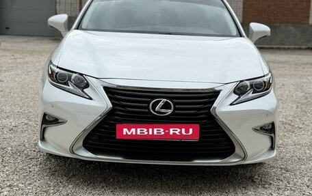 Lexus ES VII, 2016 год, 3 200 000 рублей, 2 фотография