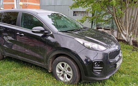 KIA Sportage IV рестайлинг, 2017 год, 1 890 000 рублей, 2 фотография