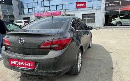 Opel Astra J, 2012 год, 965 000 рублей, 8 фотография