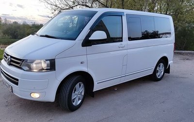 Volkswagen Caravelle T5, 2014 год, 2 300 000 рублей, 1 фотография