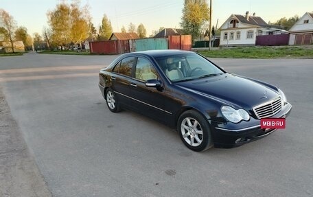 Mercedes-Benz C-Класс, 2002 год, 420 000 рублей, 3 фотография
