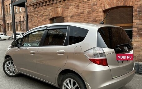 Honda Fit III, 2009 год, 900 000 рублей, 3 фотография