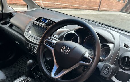 Honda Fit III, 2009 год, 900 000 рублей, 11 фотография