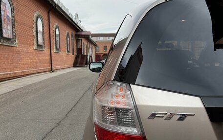 Honda Fit III, 2009 год, 900 000 рублей, 27 фотография