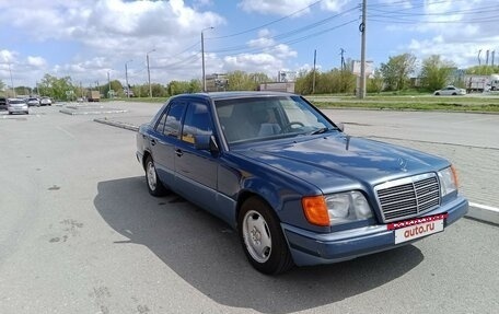 Mercedes-Benz E-Класс, 1994 год, 350 000 рублей, 2 фотография