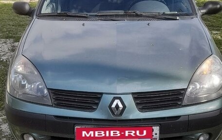 Renault Symbol I, 2004 год, 300 000 рублей, 2 фотография