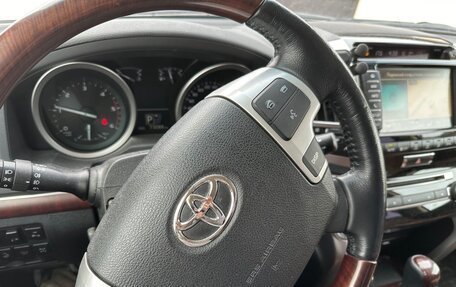 Toyota Land Cruiser 200, 2014 год, 6 488 000 рублей, 6 фотография