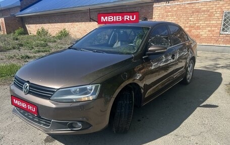 Volkswagen Jetta VI, 2012 год, 1 150 000 рублей, 1 фотография