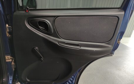 Chevrolet Niva I рестайлинг, 2017 год, 780 000 рублей, 16 фотография