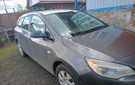 Opel Astra J, 2012 год, 740 000 рублей, 9 фотография