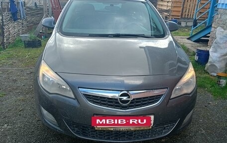 Opel Astra J, 2012 год, 740 000 рублей, 10 фотография