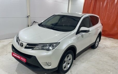 Toyota RAV4, 2013 год, 2 180 000 рублей, 14 фотография